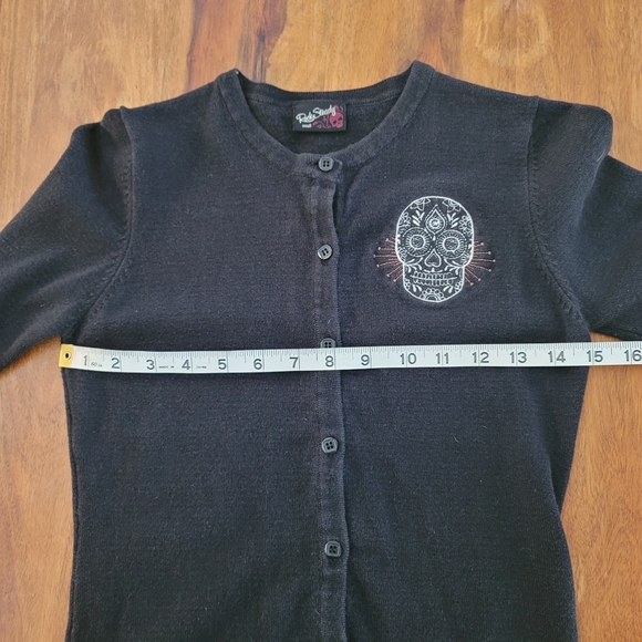 RockSteady Sugar Skull Button Down Cardigan - Picture 6 of 8